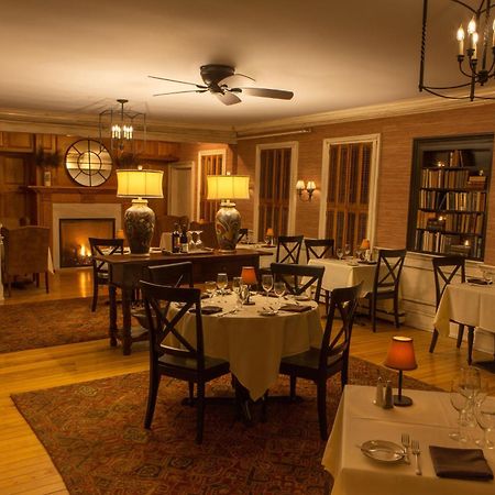 The Dorset Inn Buitenkant foto